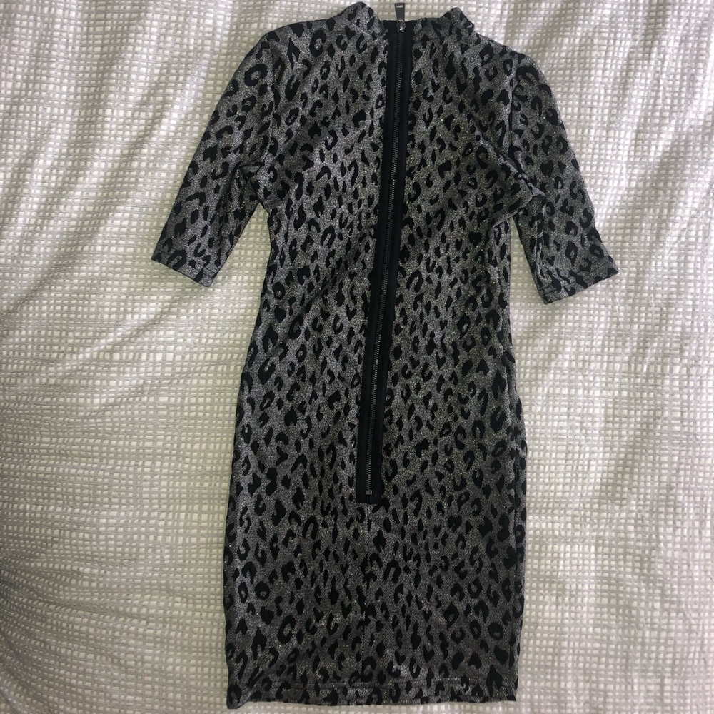 Dress - Picture 3 of 3